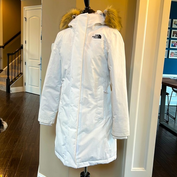 The North Face Jackets & Coats The North Face 55 Womens Artic Parka